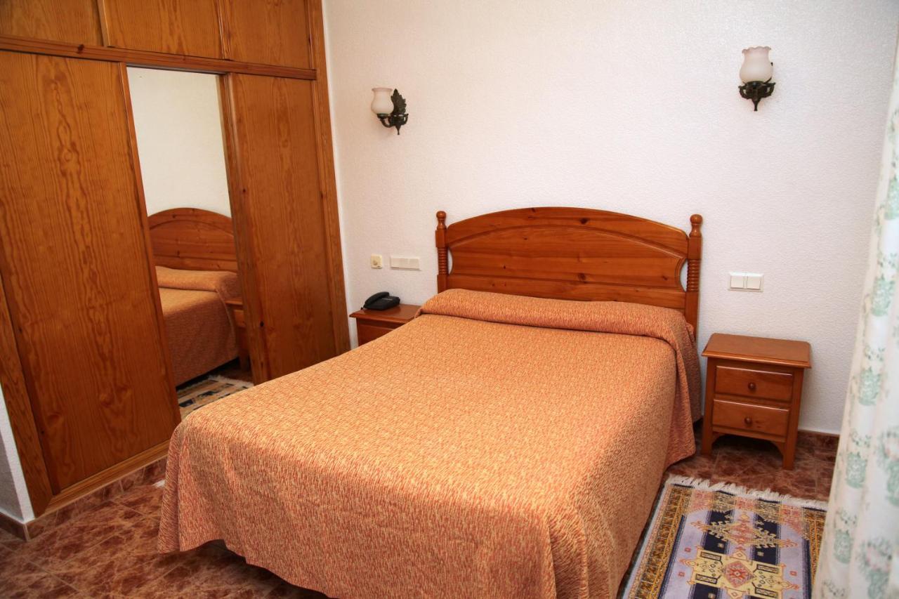 Hotel Los Arcos El Alquián Eksteriør bilde